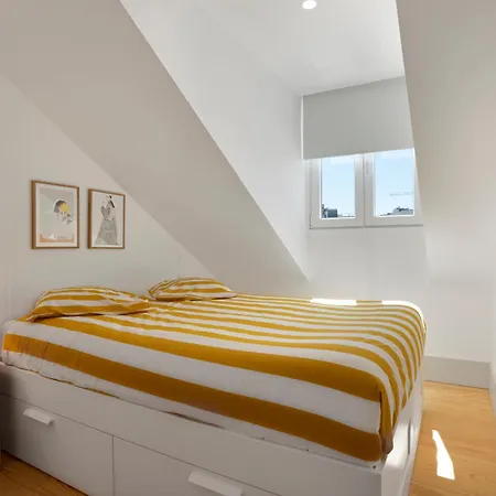 Avenida Boutique Apartment