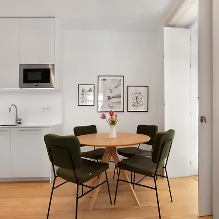 Daire Avenida Boutique