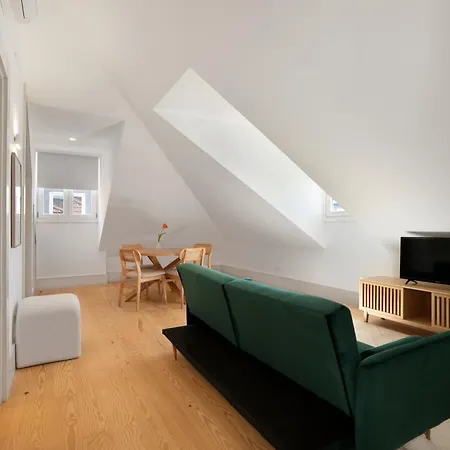 Daire Avenida Boutique