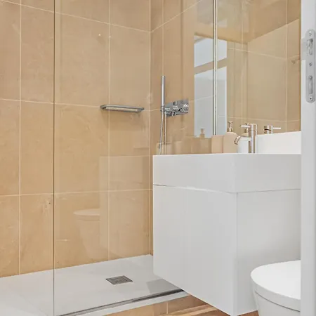 Daire Avenida Boutique